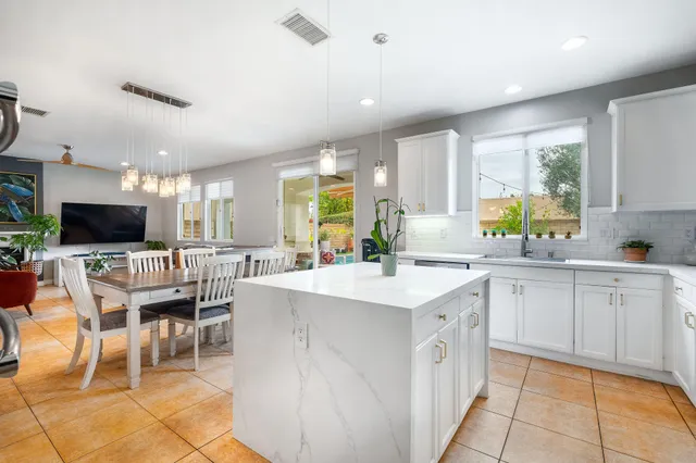 $4,500 | 282 Paseo Vista Circle, Palm Desert, CA 92260