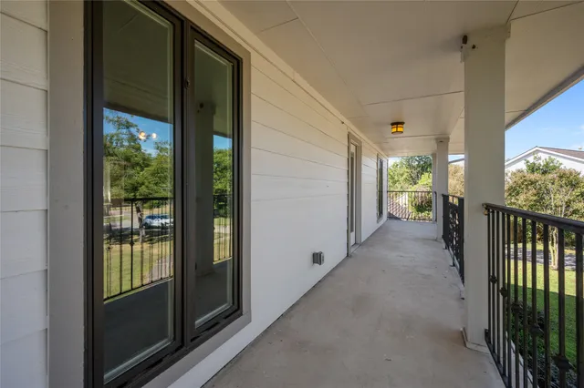 $4,600 | 4702 Bayou Vista Drive, Houston, TX 77091