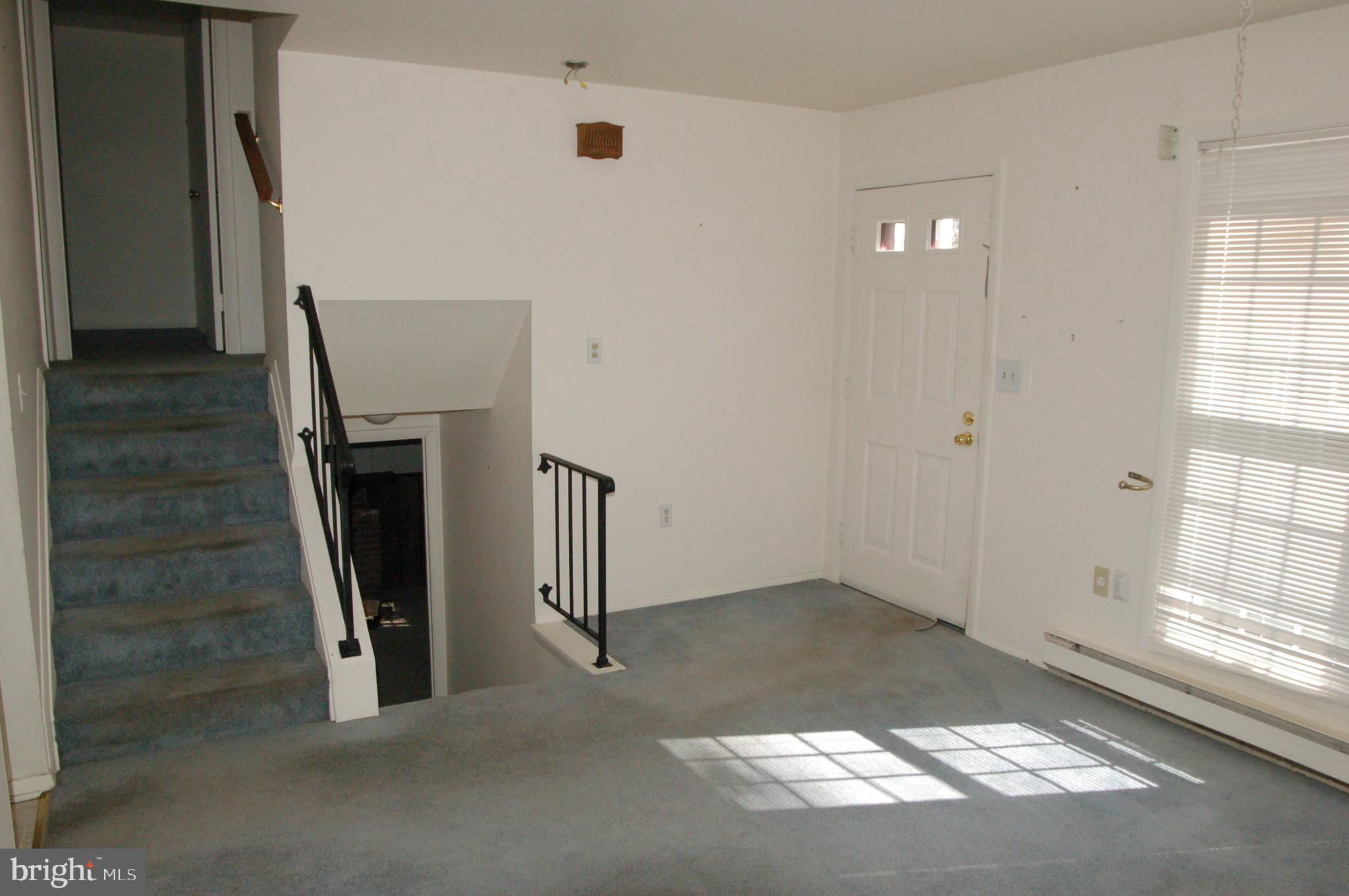 181 Warren Way Lancaster, PA 17601 - Photo 6 of 17