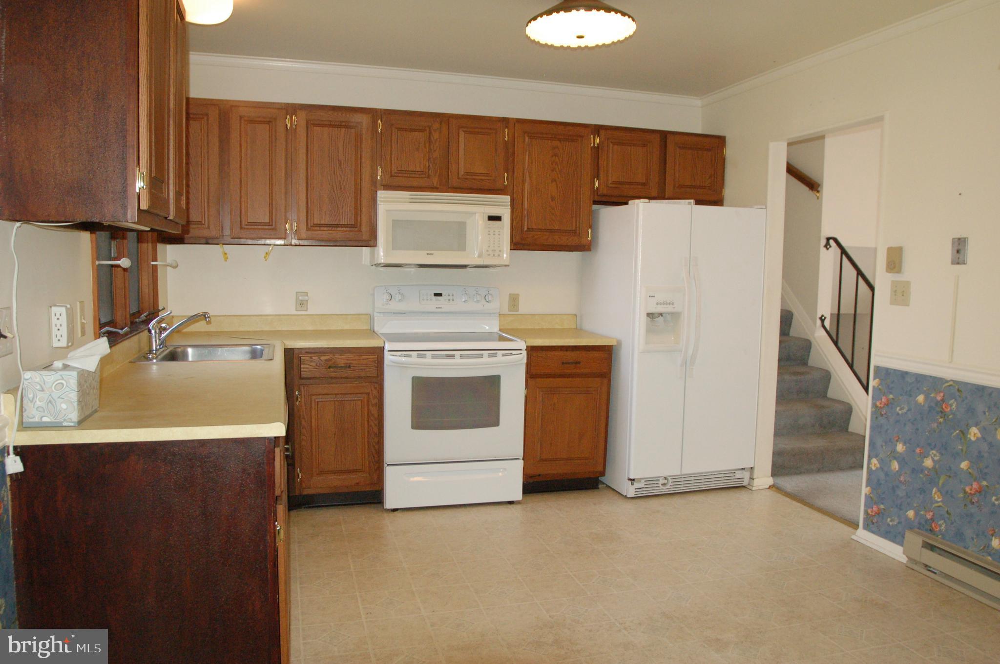 181 Warren Way Lancaster, PA 17601 - Photo 7 of 17