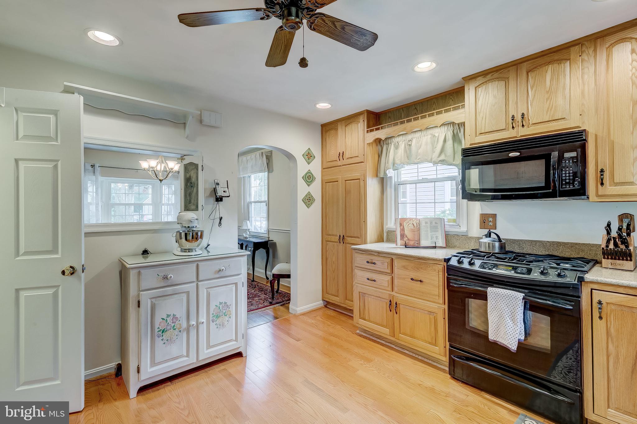 6503 Beverly Road Baltimore, MD 21239 - Photo 23 of 53 Another view - kitchen