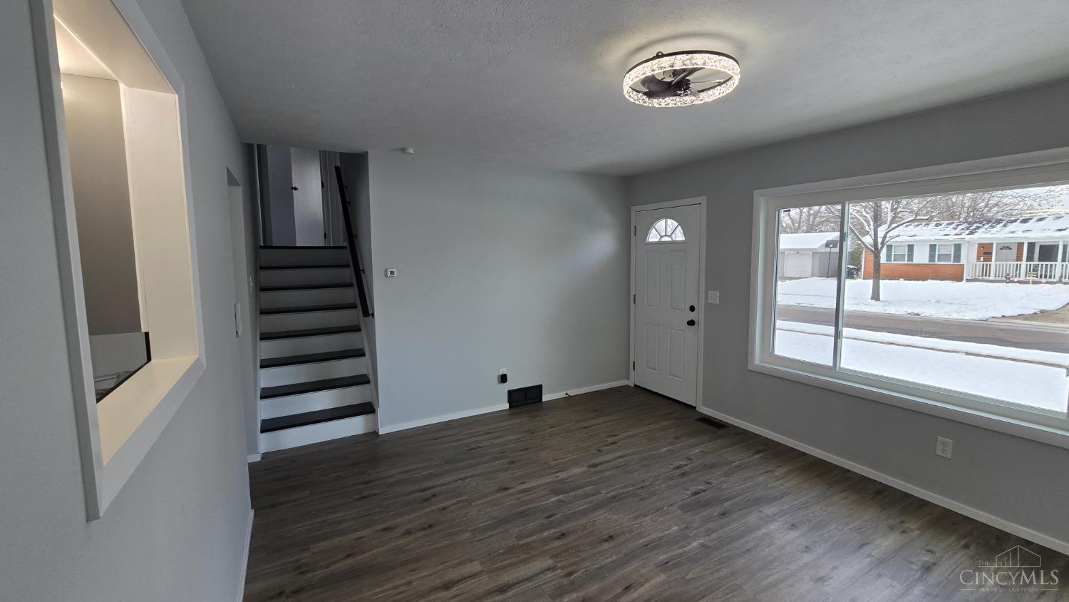 11518 Raphael Place Forest Park, OH 45240 - Photo 4 of 22