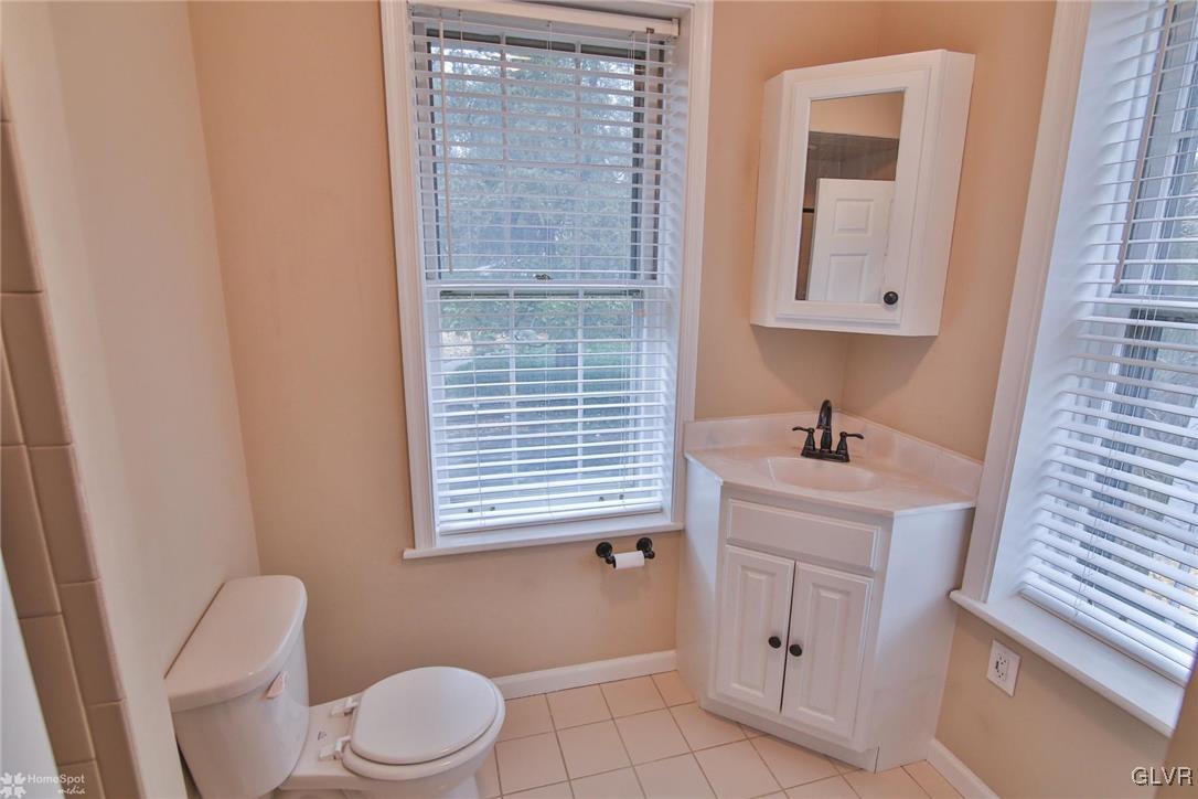 2490 Riverbend Road Allentown, PA 18103 - Photo 30 of 44 Gallery Image 30