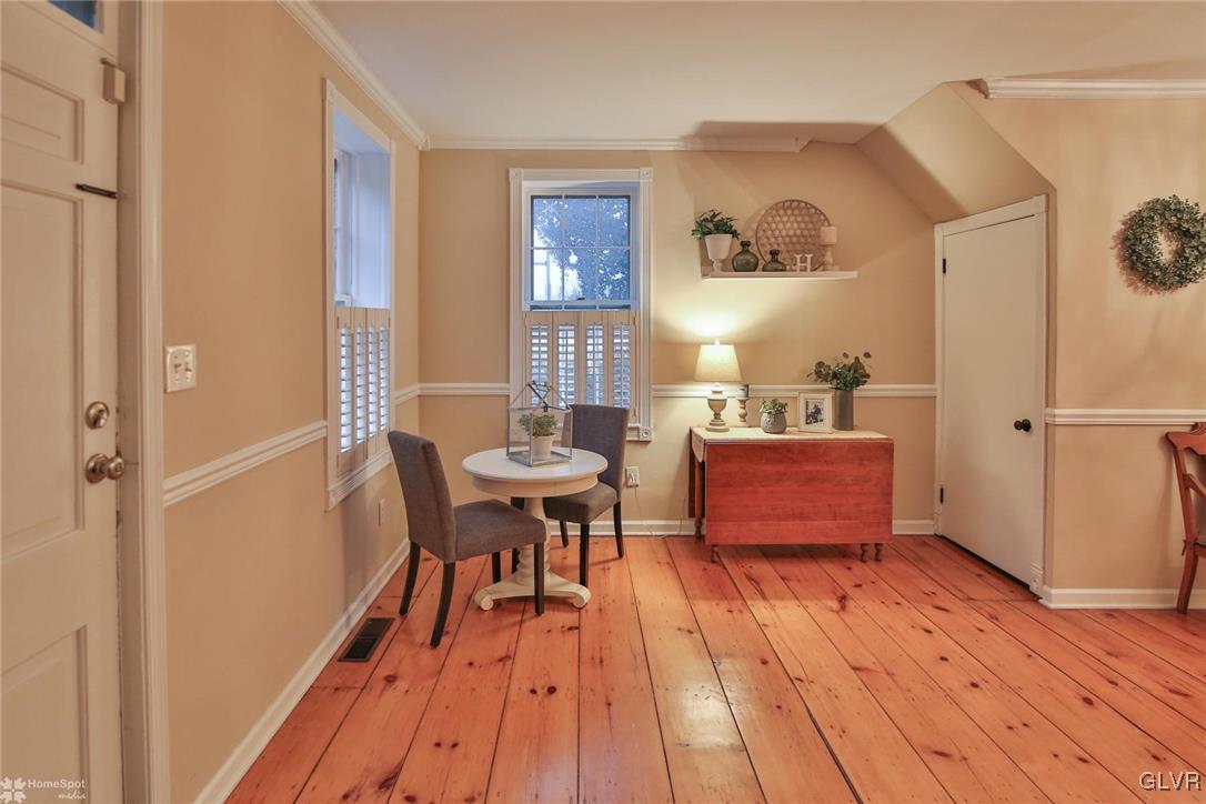 2490 Riverbend Road Allentown, PA 18103 - Photo 3 of 44 Gallery Image 3