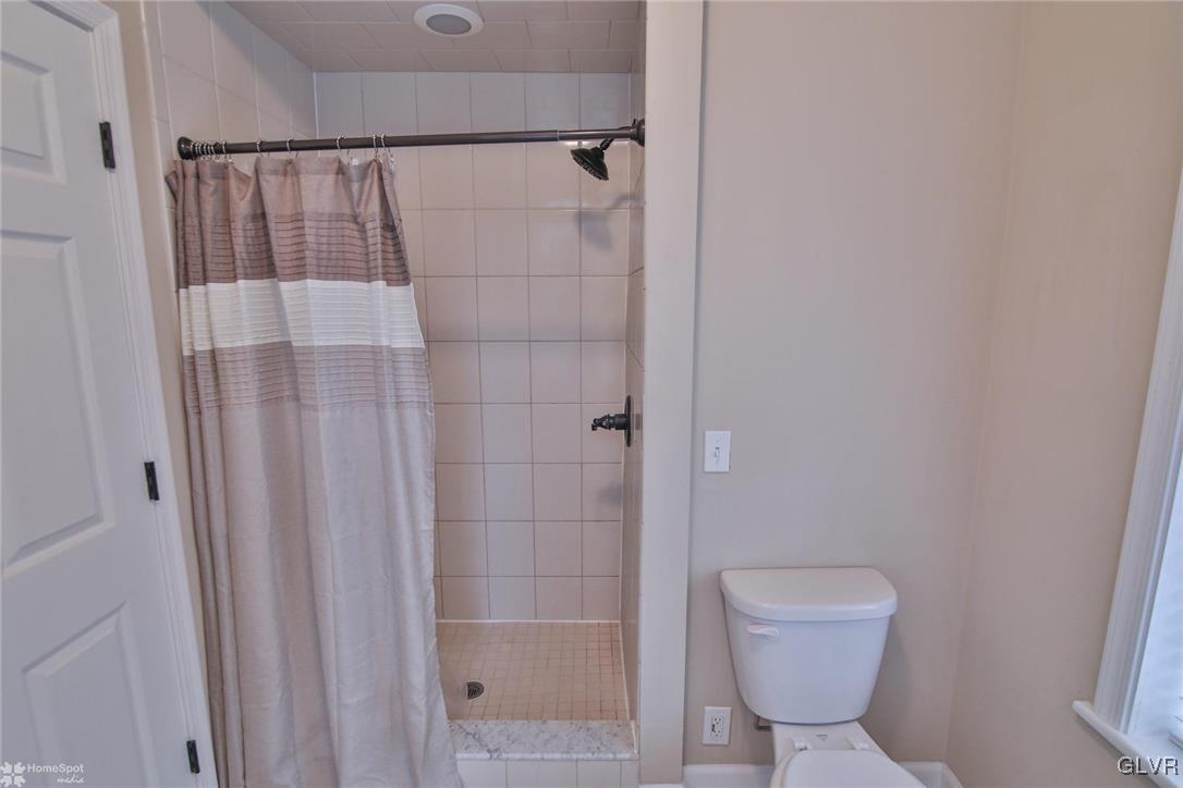 2490 Riverbend Road Allentown, PA 18103 - Photo 31 of 44 Gallery Image 31