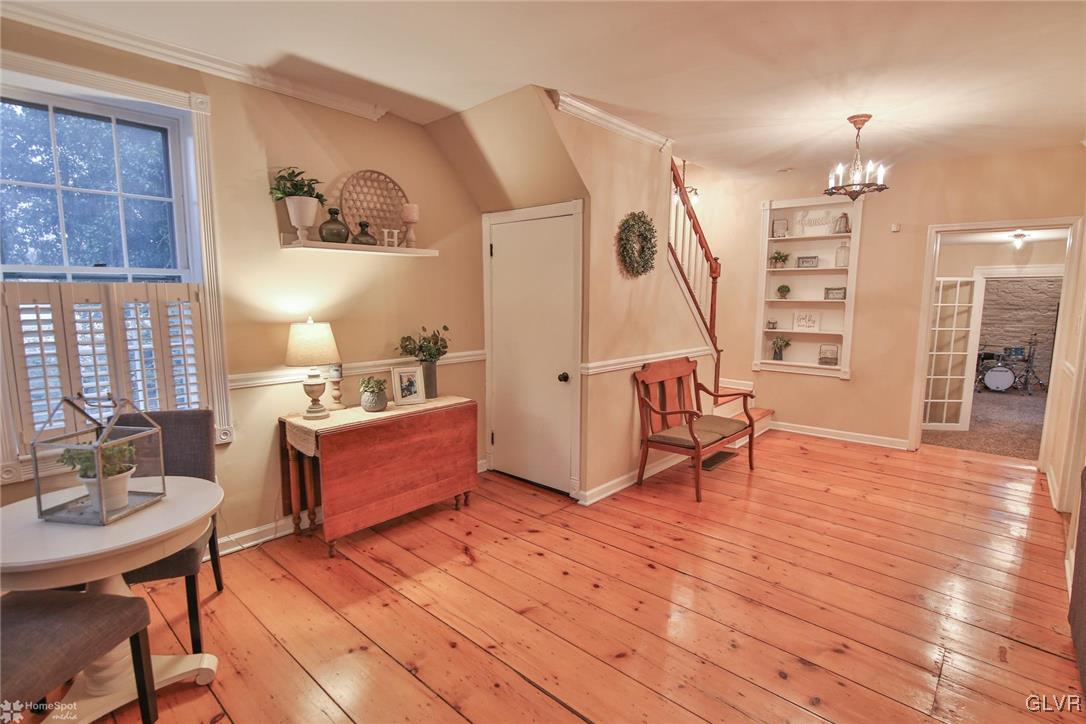 2490 Riverbend Road Allentown, PA 18103 - Photo 4 of 44 Gallery Image 4