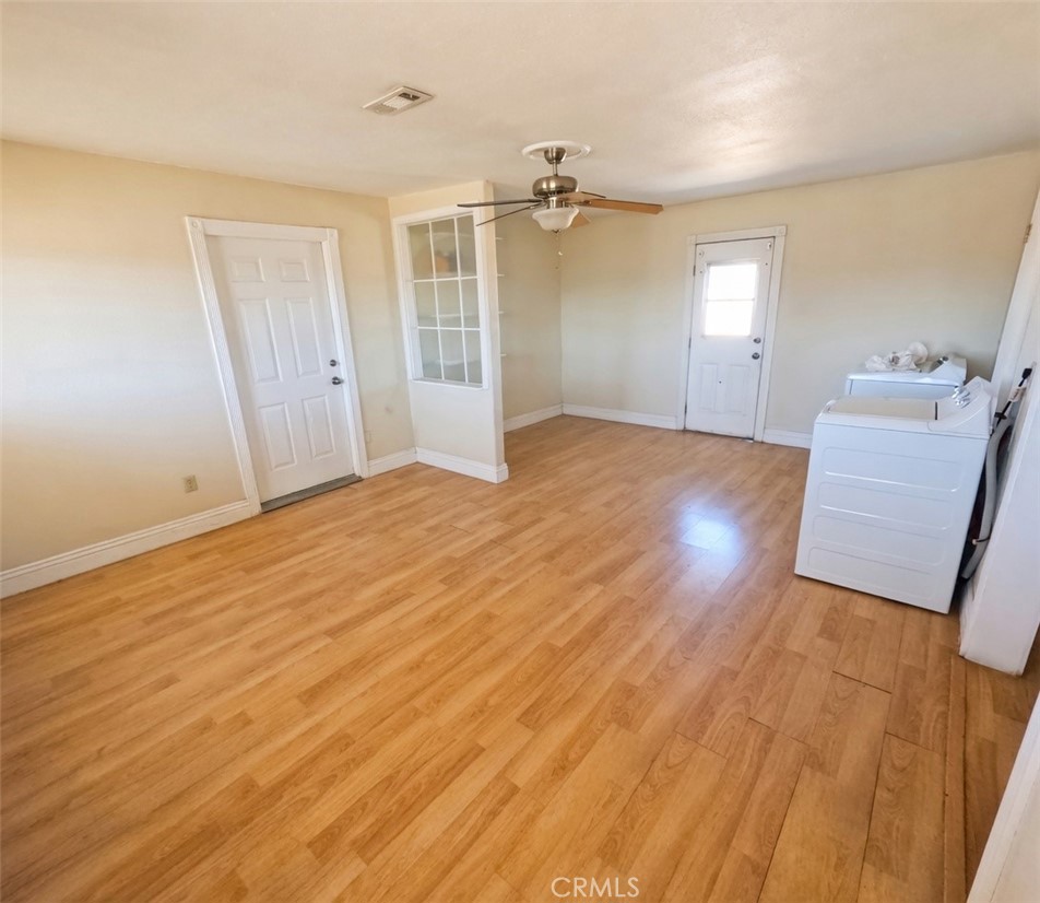13814 Kiowa Road Apple Valley, CA 92307 - Photo 17 of 20