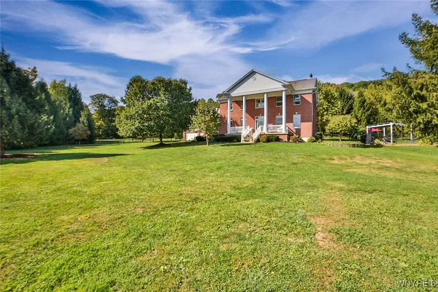 $729,000 | 6405 Hillcroft Drive, Boston, NY 14025