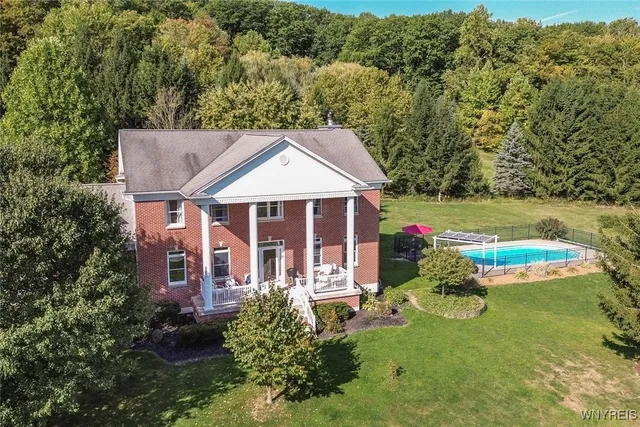 $729,000 | 6405 Hillcroft Drive, Boston, NY 14025