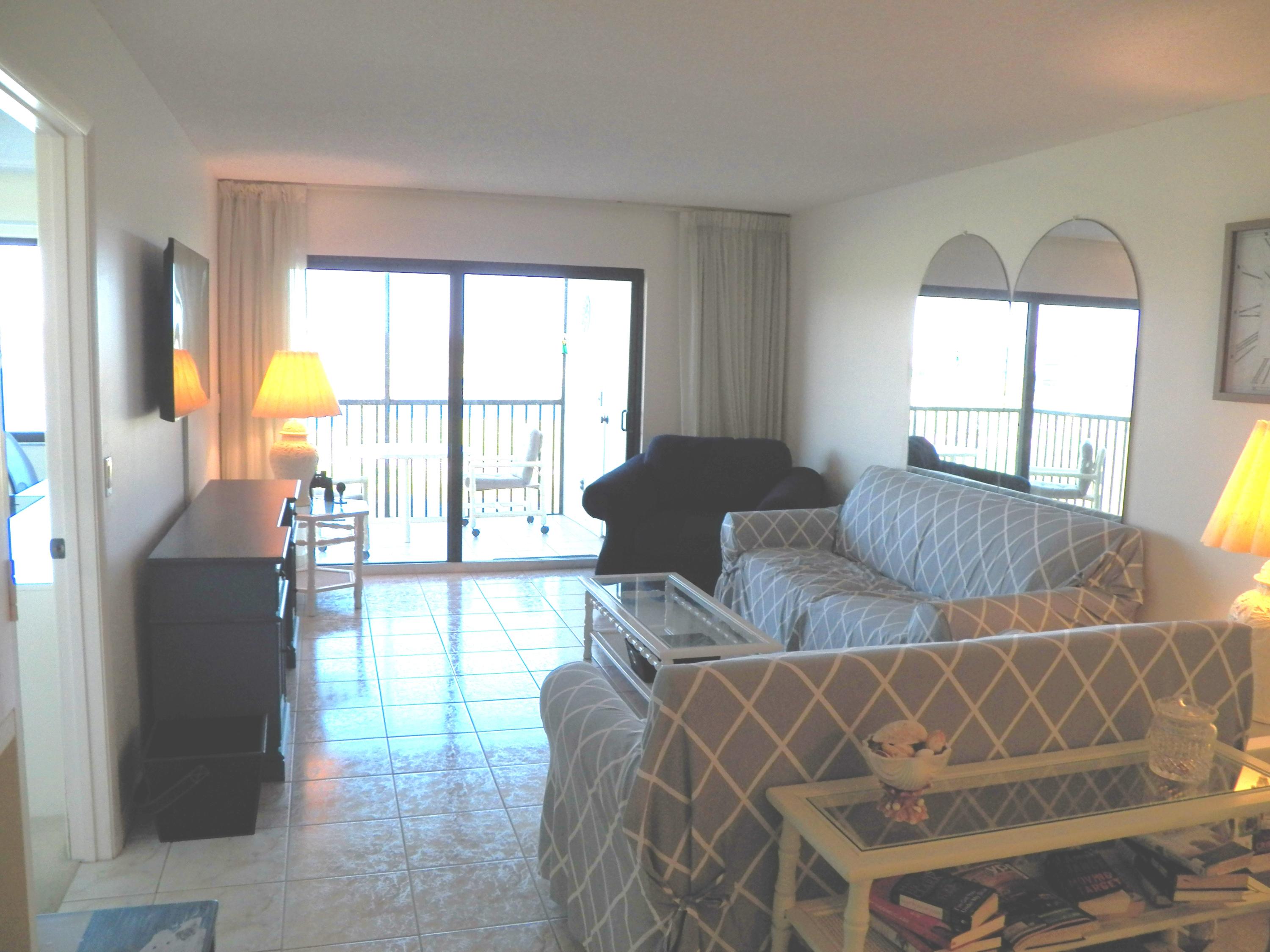 40 Northeast Plantation Road, Unit 404 Jensen Beach, FL 34957 - Photo 3 of 25 2018-04-23 08.25.21