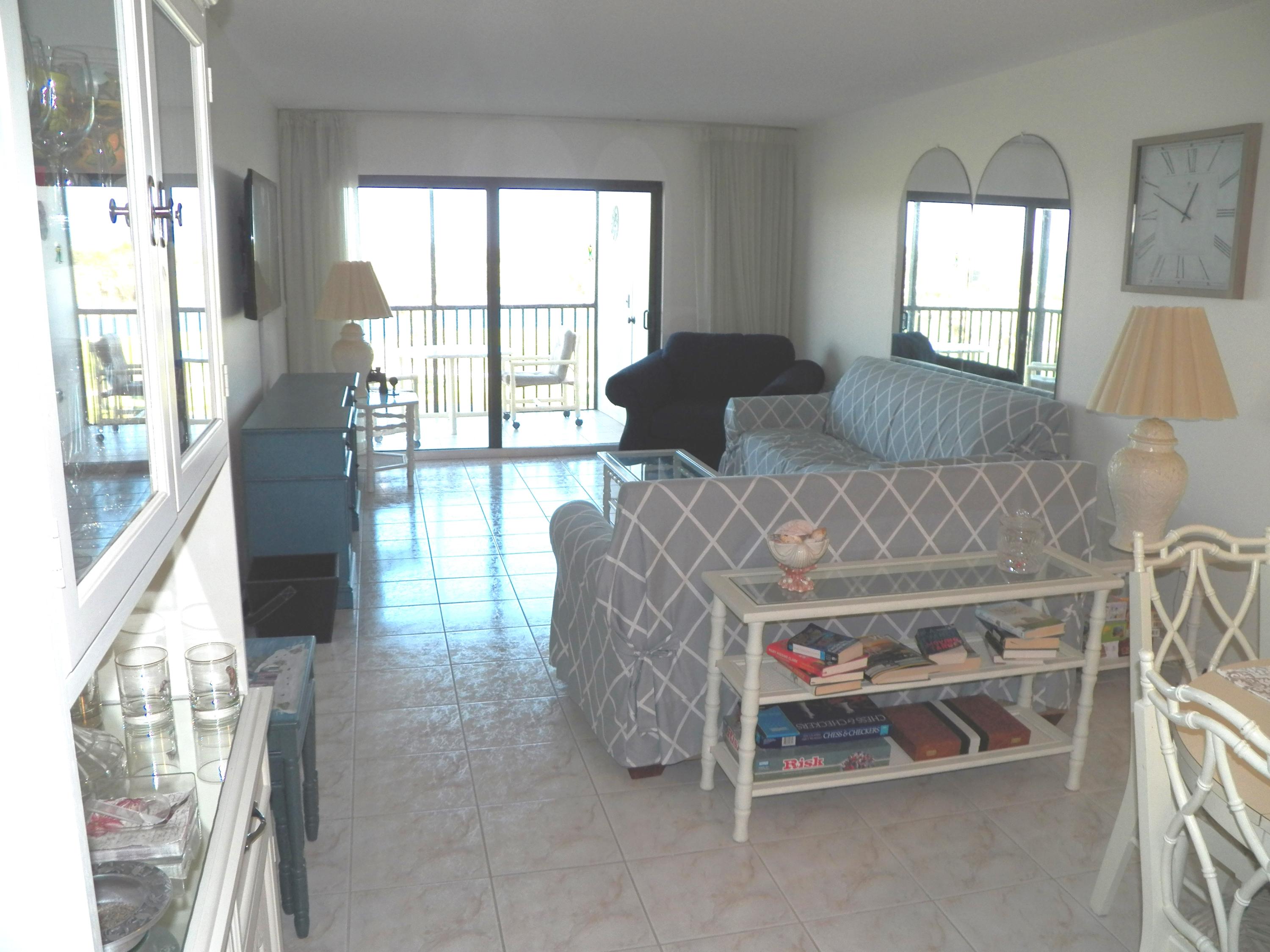 40 Northeast Plantation Road, Unit 404 Jensen Beach, FL 34957 - Photo 4 of 25 2018-04-23 08.22.37