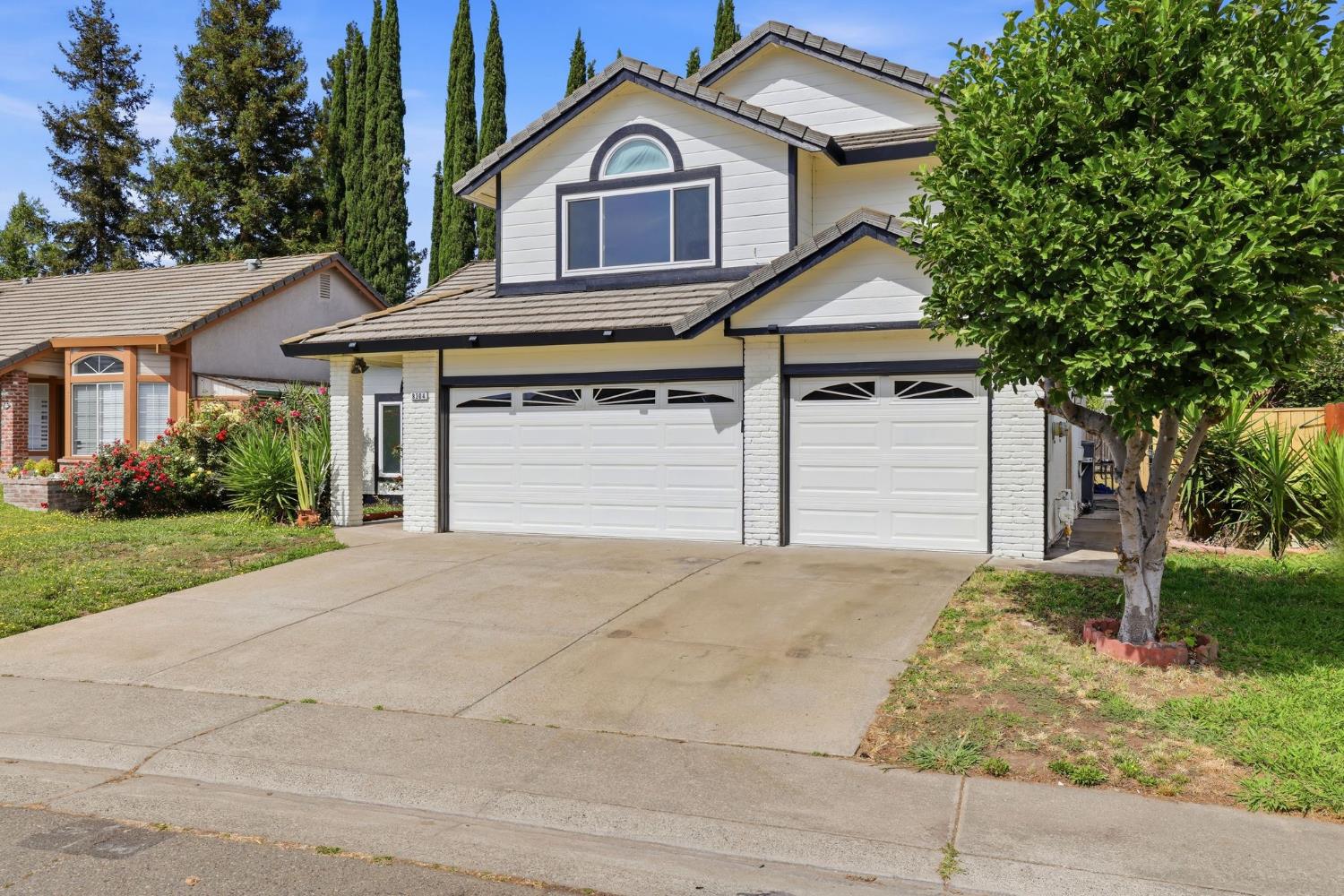 8304 Story Ridge Way Antelope, CA 95843 - Photo 4 of 61 Gallery Image 4