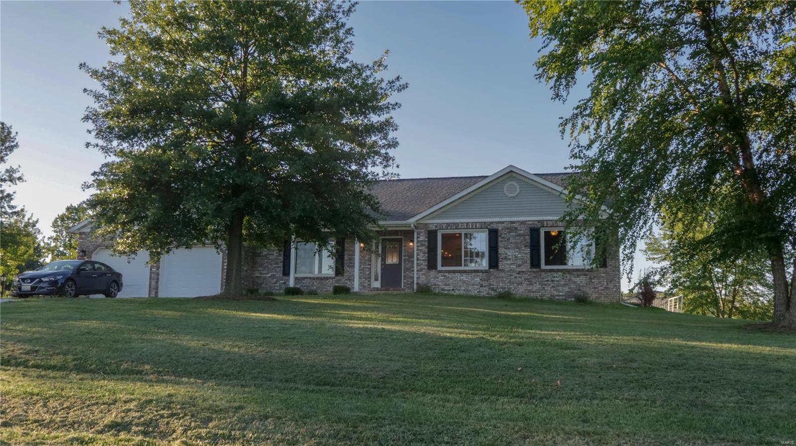 3823 McCoy Road Bethalto, IL 62010 - Photo 1 of 25