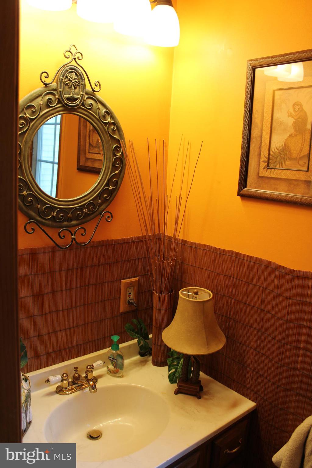 1025 Windsor Road Warminster, PA 18974 - Photo 18 of 41