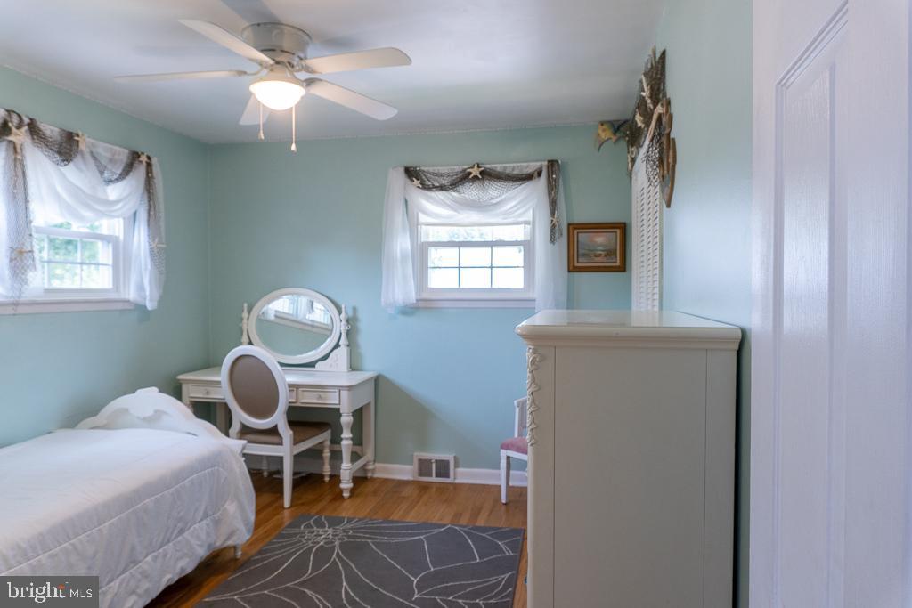1025 Windsor Road Warminster, PA 18974 - Photo 23 of 41