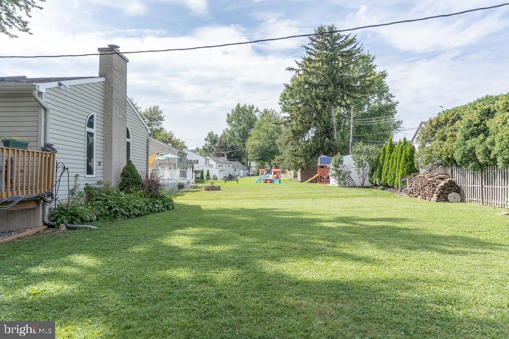 1025 Windsor Road Warminster, PA 18974 - Photo 31 of 41