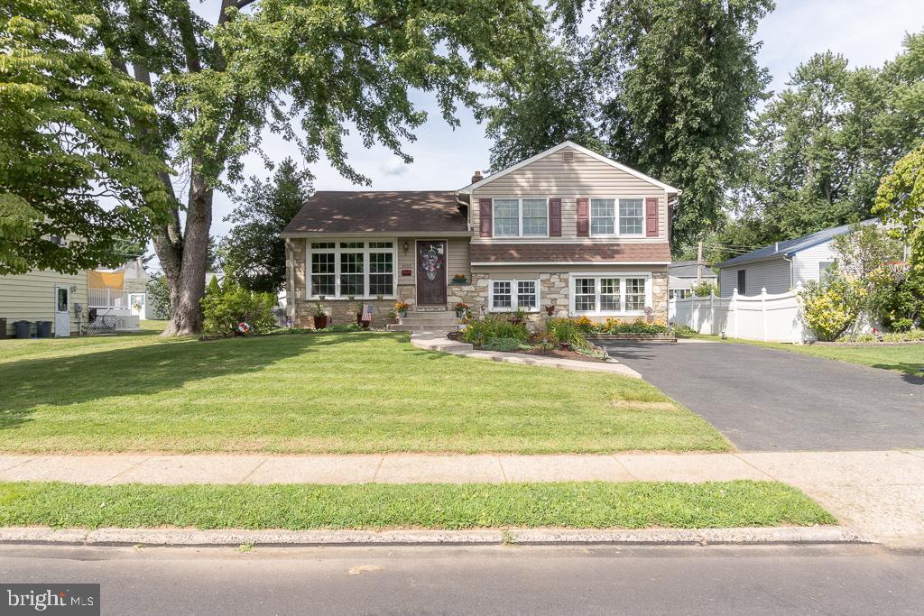 1025 Windsor Road Warminster, PA 18974 - Photo 38 of 41