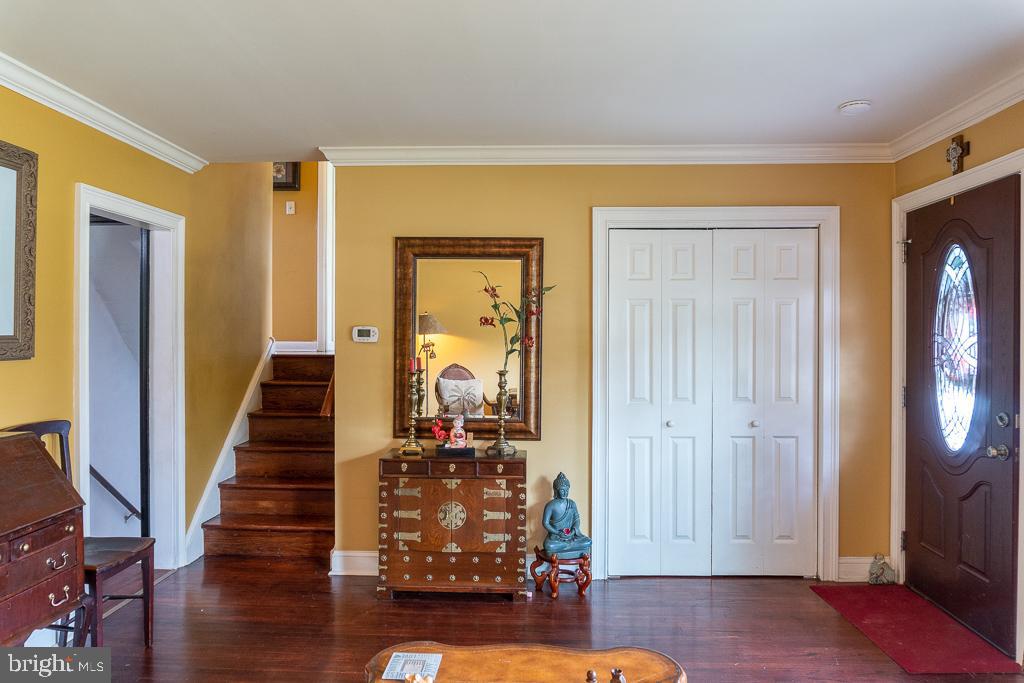 1025 Windsor Road Warminster, PA 18974 - Photo 7 of 41