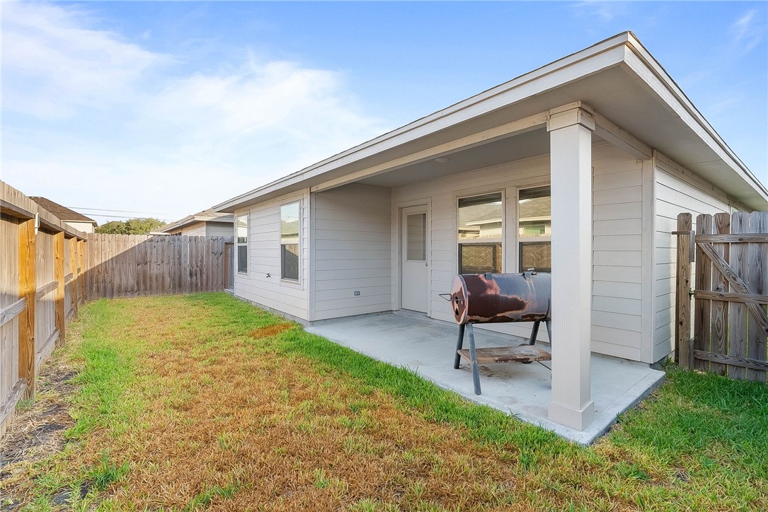 7613 Herd Rider Lane Corpus Christi, TX 78414 - Photo 14 of 14