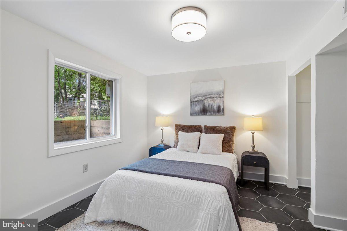 9817 Cherry Tree Lane Silver Spring, MD 20901 - Photo 36 of 73