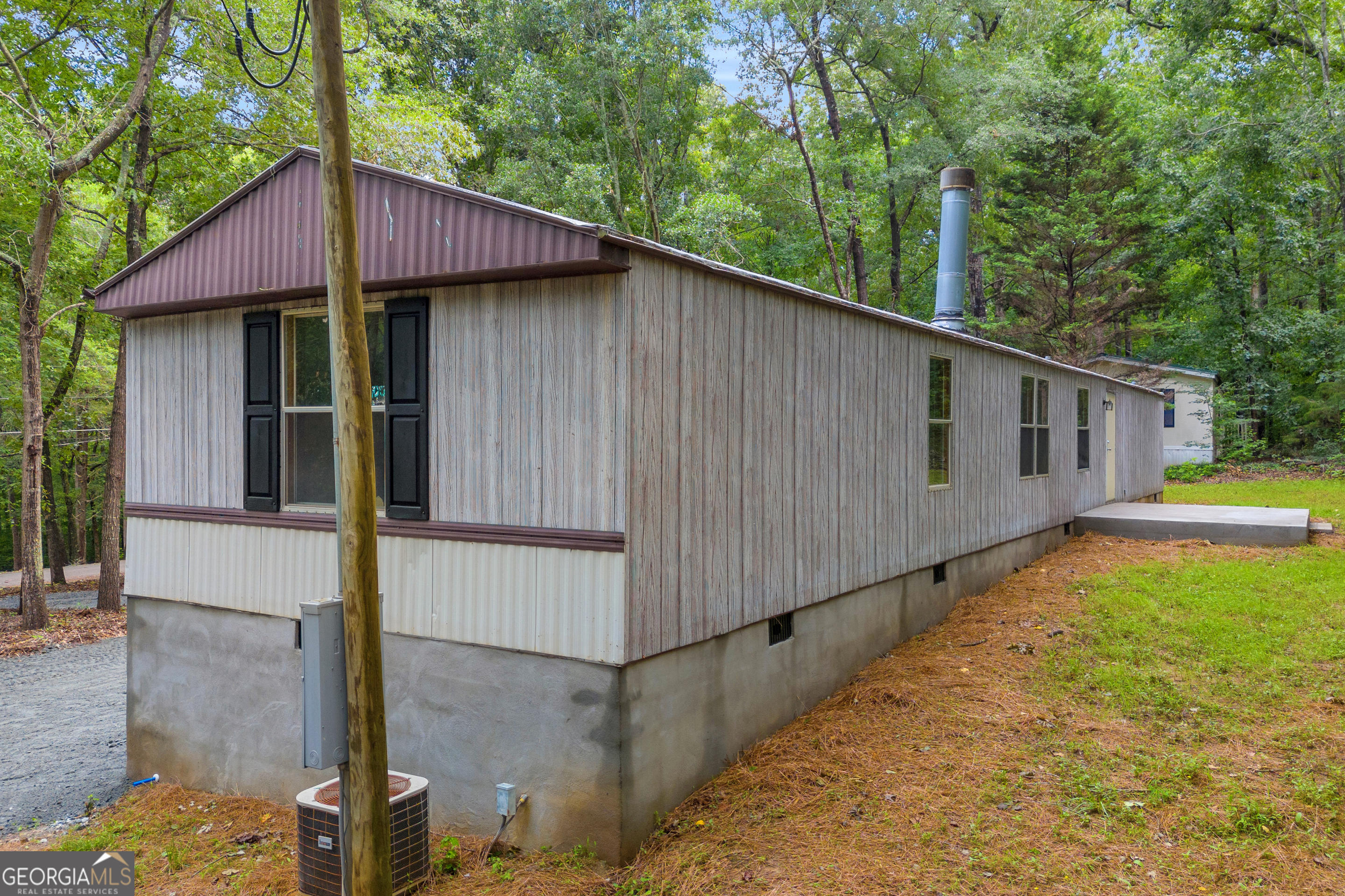 162 Stillwater Road Lavonia, GA 30553 - Photo 6 of 45