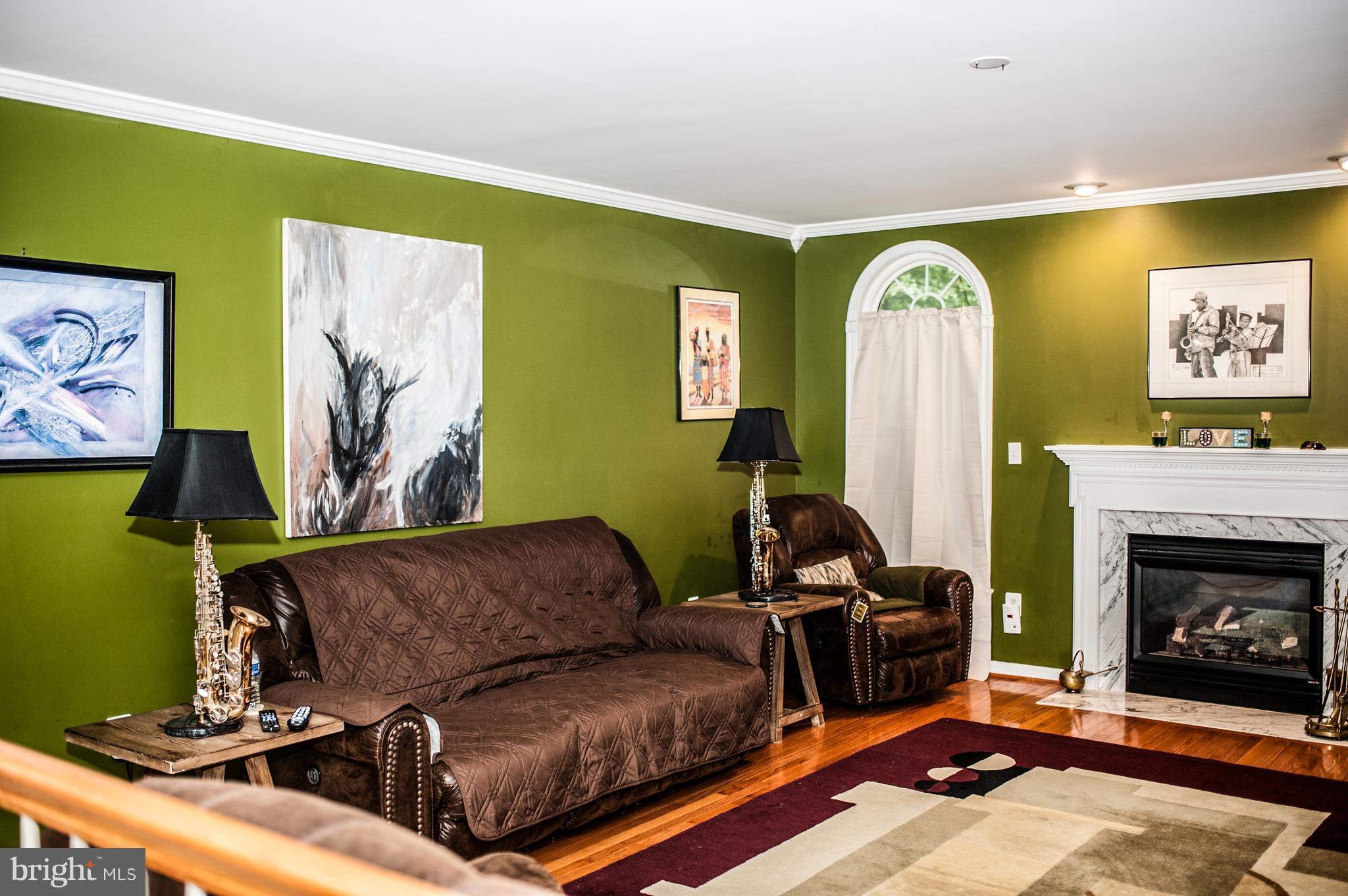4305 Travancore Road Randallstown, MD 21133 - Photo 10 of 39 Living Room