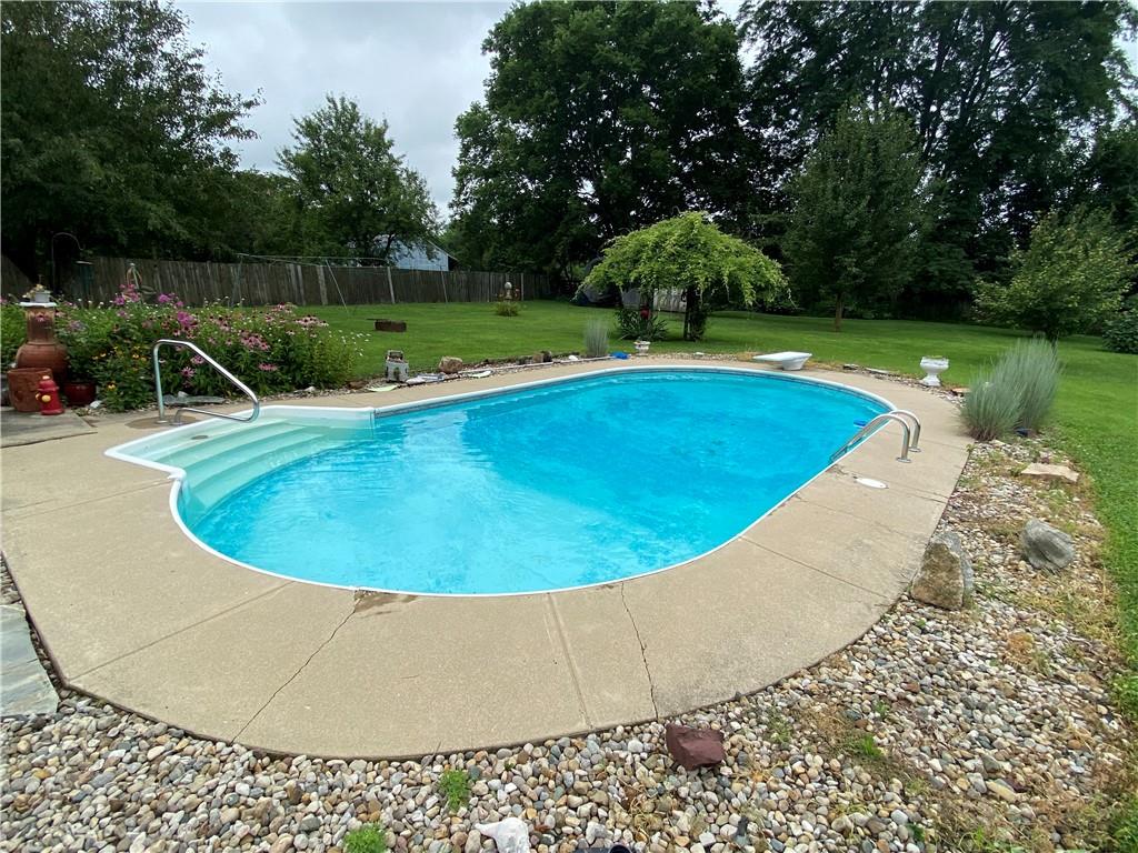 1601 West Stop 11 Road Indianapolis, IN 46217 - Photo 21 of 23 Gallery Image 21