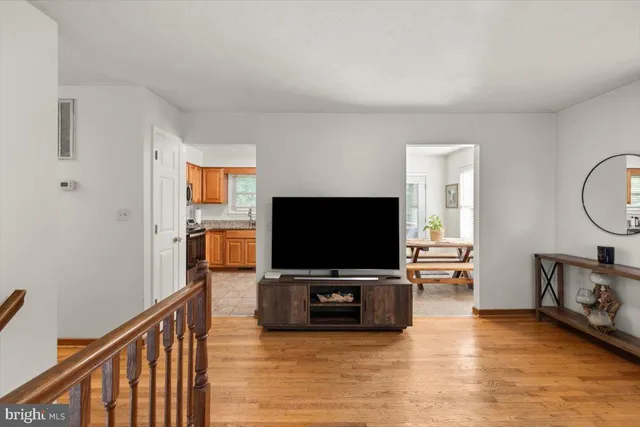 $379,000 | 247 Arrowood Road, Linden, VA 22642