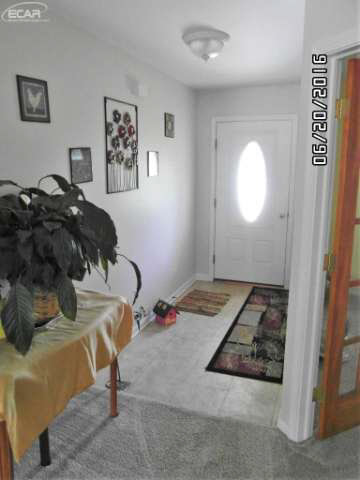 8038 Barden Road Davison, MI 48423 - Photo 2 of 35 21179678-1.JPG