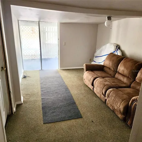 $290,000 | 16021 Southeast 170th Avenue, Weirsdale, FL 32195