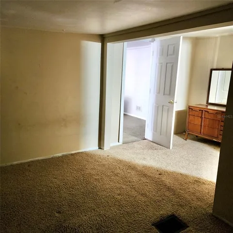 $290,000 | 16021 Southeast 170th Avenue, Weirsdale, FL 32195