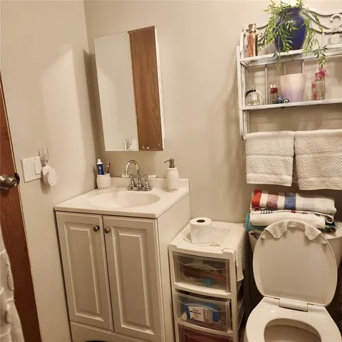 $290,000 | 16021 Southeast 170th Avenue, Weirsdale, FL 32195