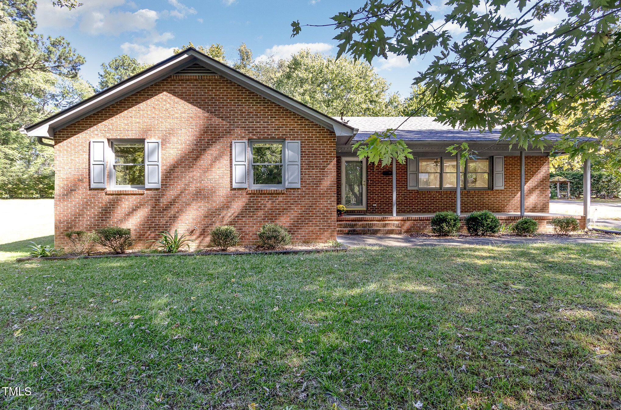 3204 Kenan Road Durham, NC 27704 - Photo 1 of 31 005_img_9641-edit
