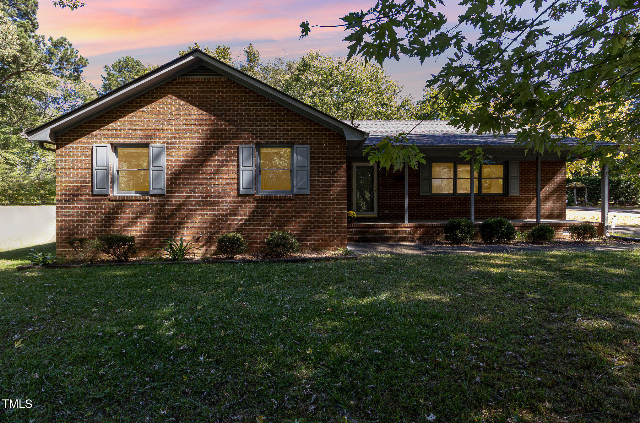 3204 Kenan Road Durham, NC 27704 - Photo 5 of 31 001_img_9641-edit-2