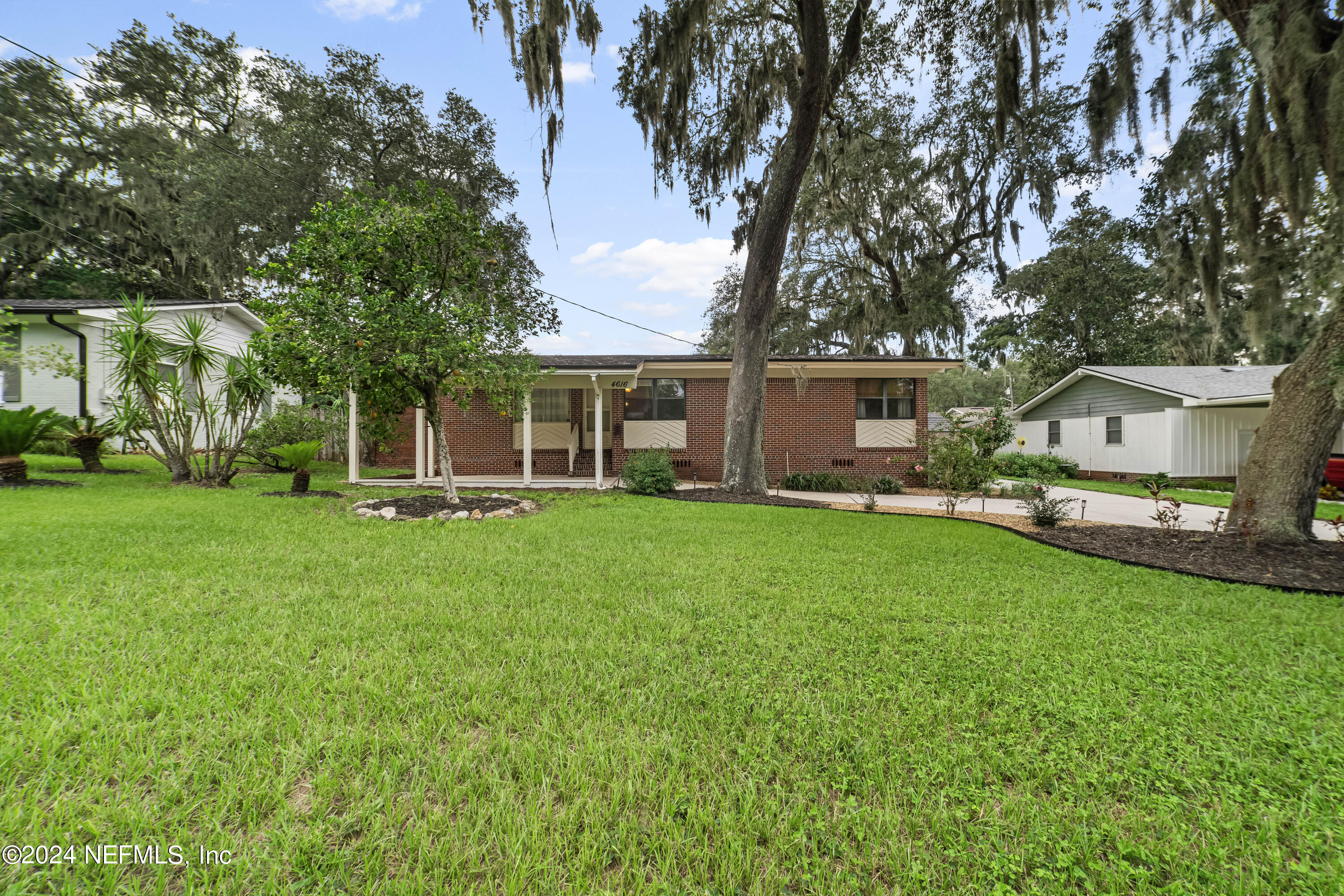 4616 Jocelyn Road Jacksonville, FL 32225 - Photo 2 of 45 P2849250.JPG-FULL