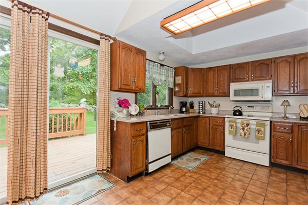14 Longbow Road Danvers, MA 01923 - Photo 13 of 25 Gallery Image 13