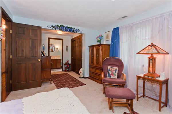 14 Longbow Road Danvers, MA 01923 - Photo 17 of 25 Gallery Image 17