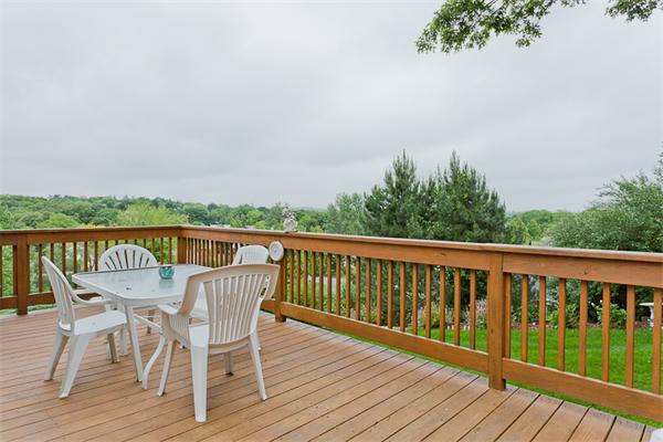 14 Longbow Road Danvers, MA 01923 - Photo 6 of 25 Gallery Image 6