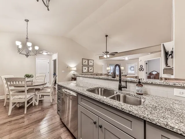 $345,000 | 29 William Drive, Unit 14, White, GA 30184