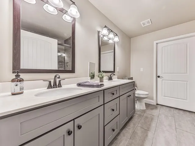 $345,000 | 29 William Drive, Unit 14, White, GA 30184