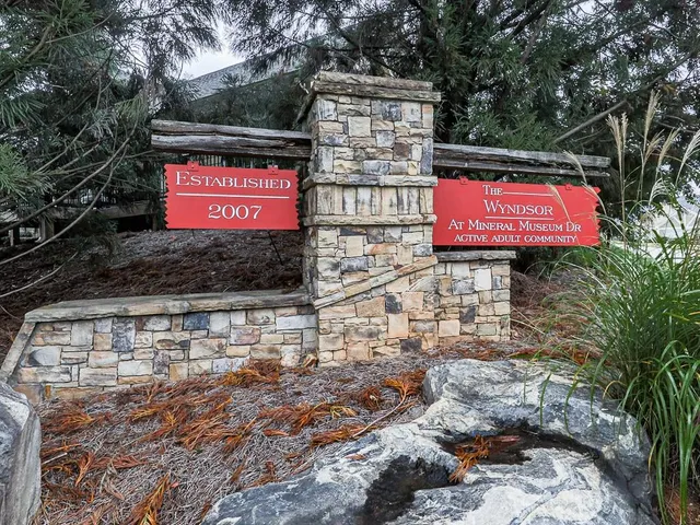 $345,000 | 29 William Drive, Unit 14, White, GA 30184