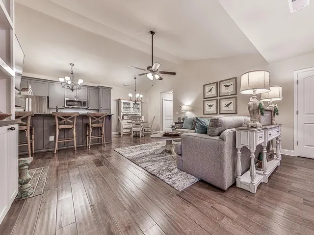 $345,000 | 29 William Drive, Unit 14, White, GA 30184