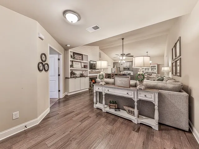 $345,000 | 29 William Drive, Unit 14, White, GA 30184