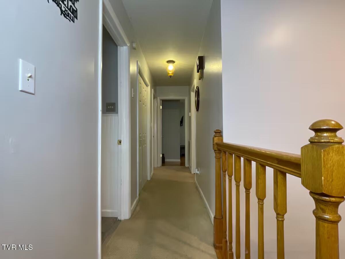 531 Bancroft Chapel Road Kingsport, TN 37660 - Photo 11 of 25 11
