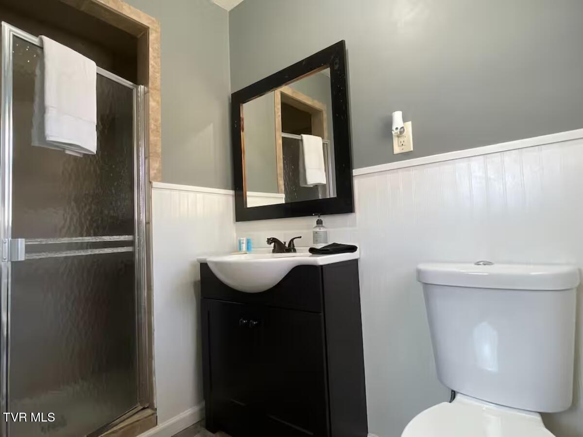 531 Bancroft Chapel Road Kingsport, TN 37660 - Photo 16 of 25 16