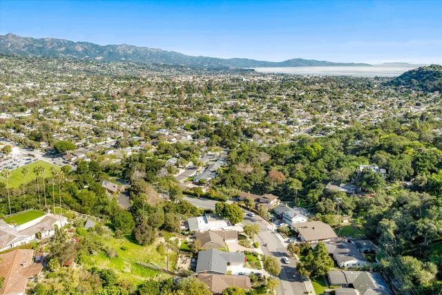 $1,950,000 | 1034 Portesuello Avenue, Santa Barbara, CA 93105