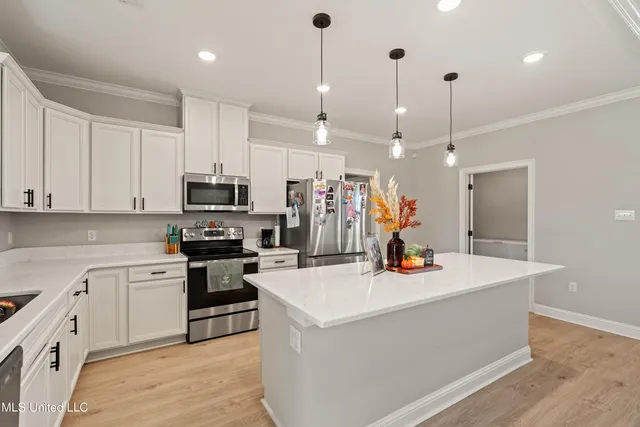 $410,000 | 1825 Big Creek Drive Southwest, Bogue Chitto, MS 39629