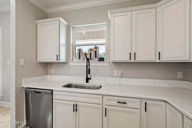 $410,000 | 1825 Big Creek Drive Southwest, Bogue Chitto, MS 39629