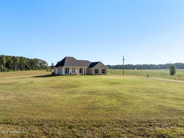 $410,000 | 1825 Big Creek Drive Southwest, Bogue Chitto, MS 39629