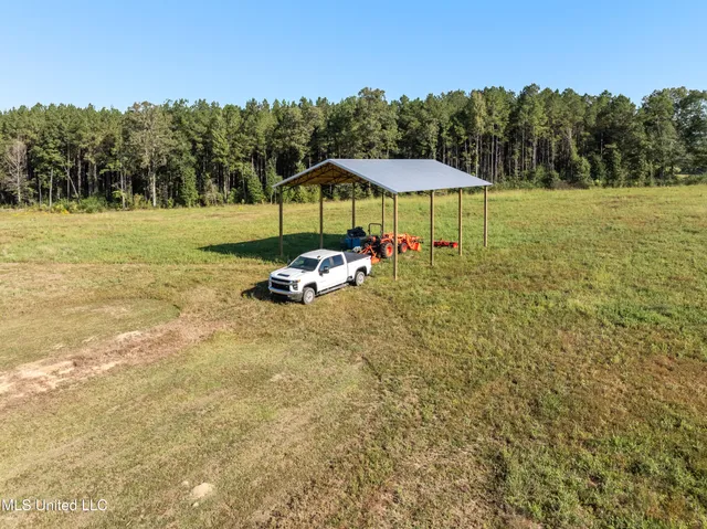 $410,000 | 1825 Big Creek Drive Southwest, Bogue Chitto, MS 39629